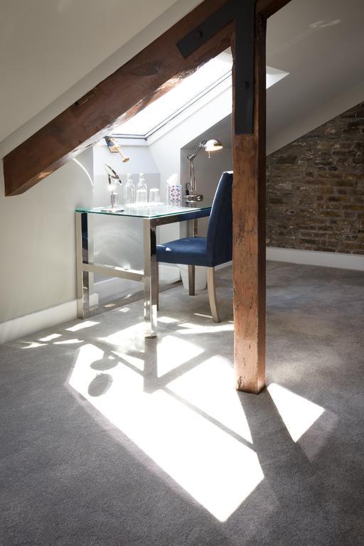 Giles Norman Gallery & Townhouse * Kinsale
